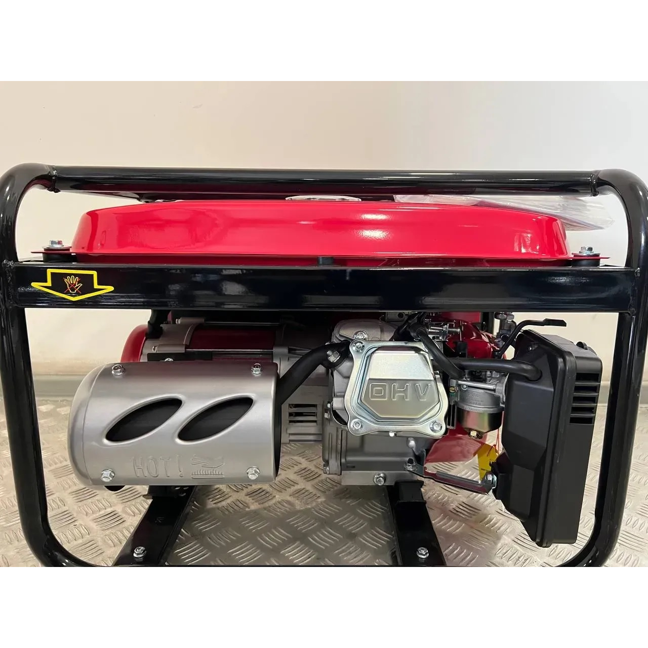 Бензиновий генератор Musstang BS3500